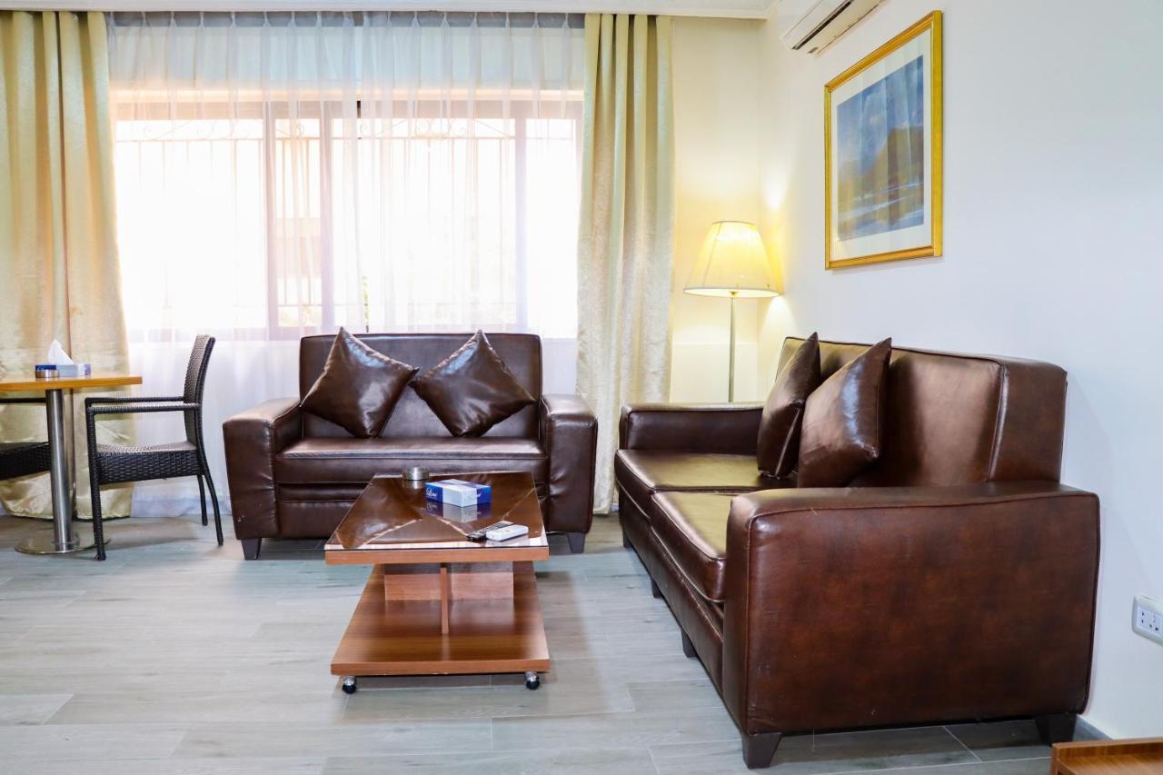 Al Jamal Suites エクステリア 写真